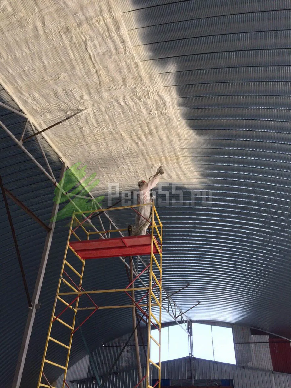 Утепление промышленных объектов пенополиуретаном